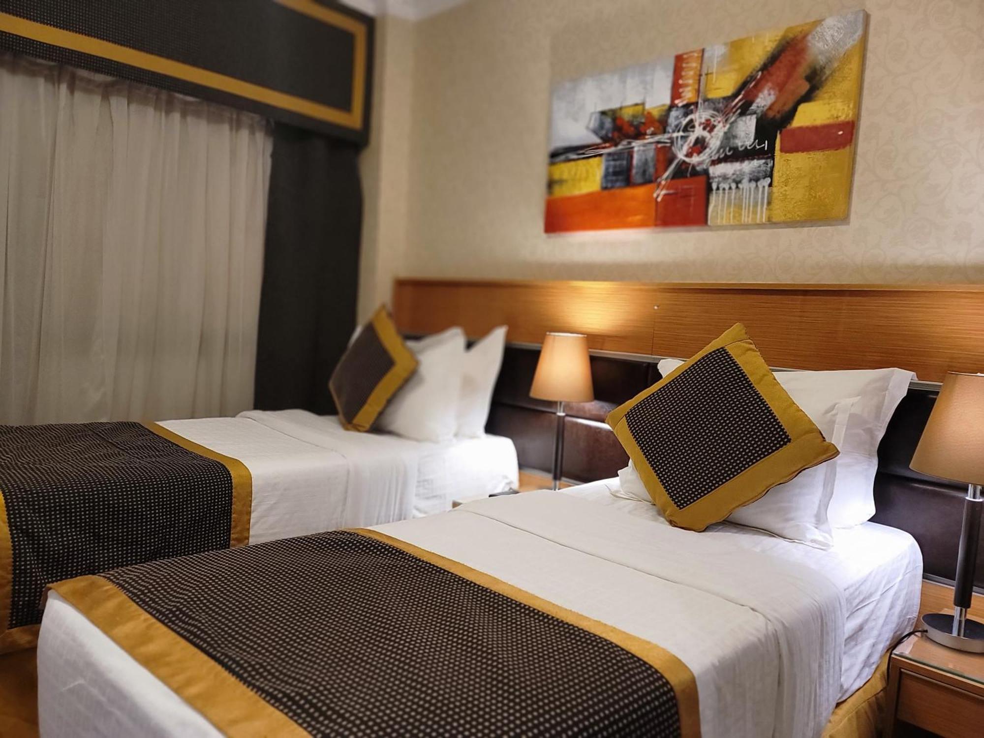 Golden Tulip Al Shakreen Медина Экстерьер фото