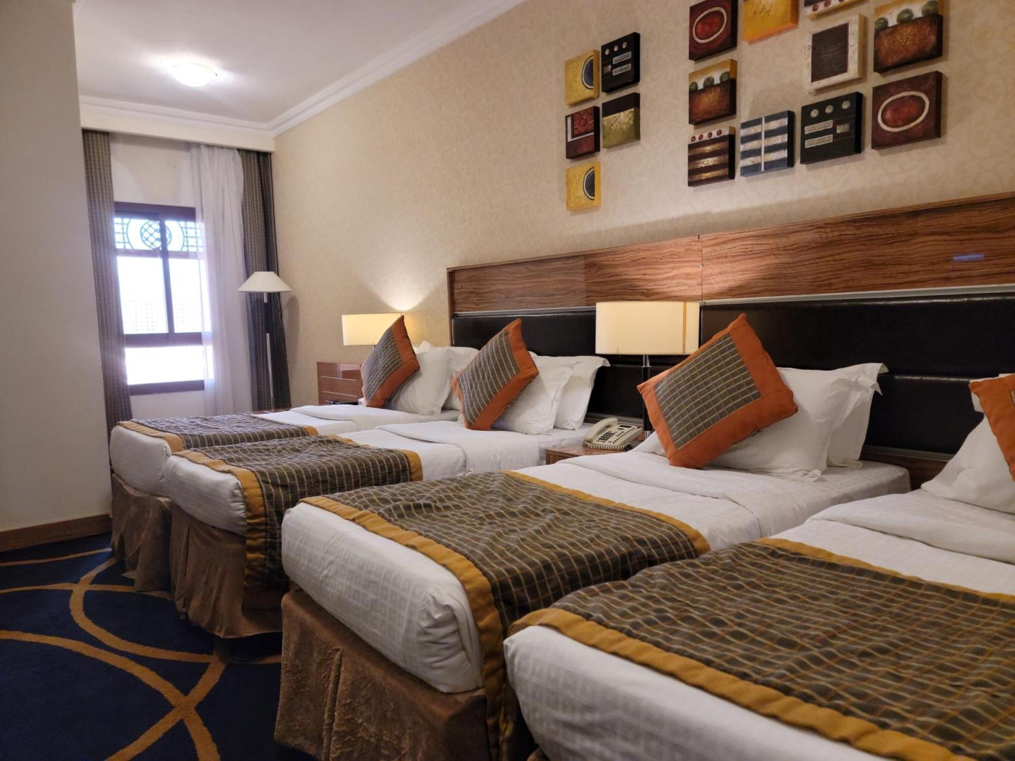 Golden Tulip Al Shakreen Медина Экстерьер фото