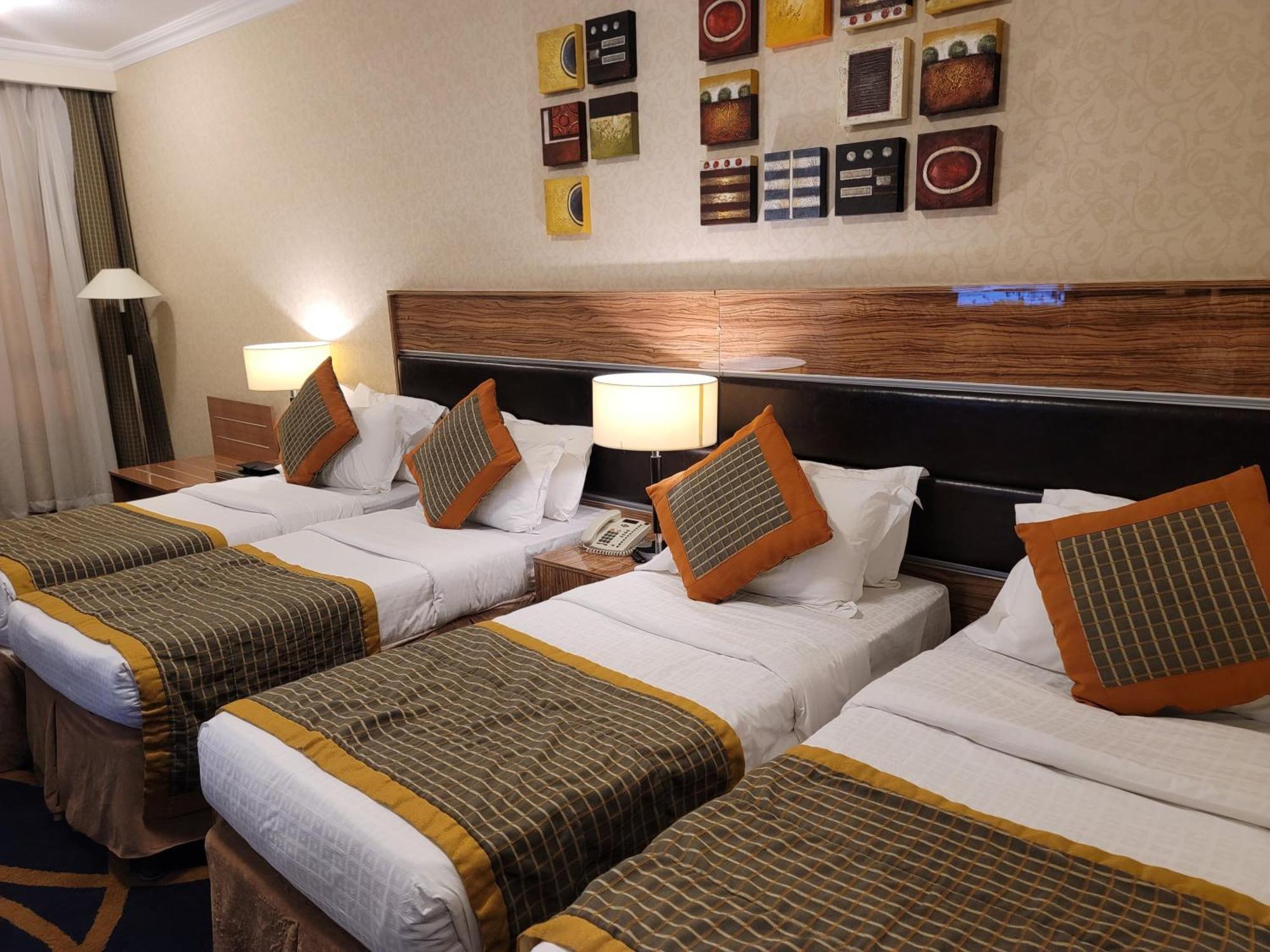 Golden Tulip Al Shakreen Медина Экстерьер фото